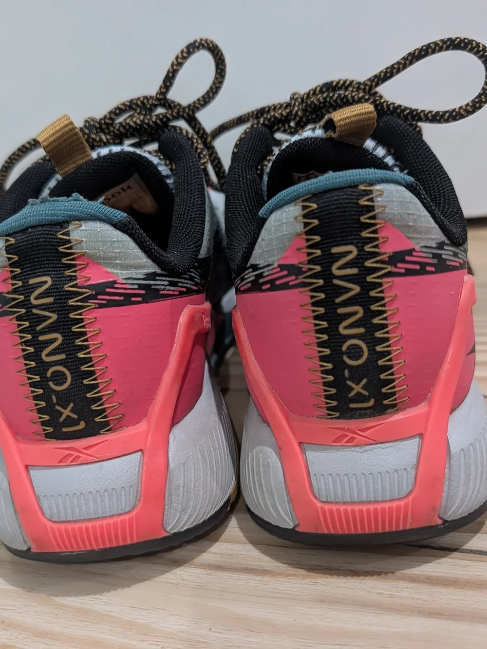 Reebok Floatride Energy 5 Adventure Trail Running Shoes Women's Size 6 Gray Pink